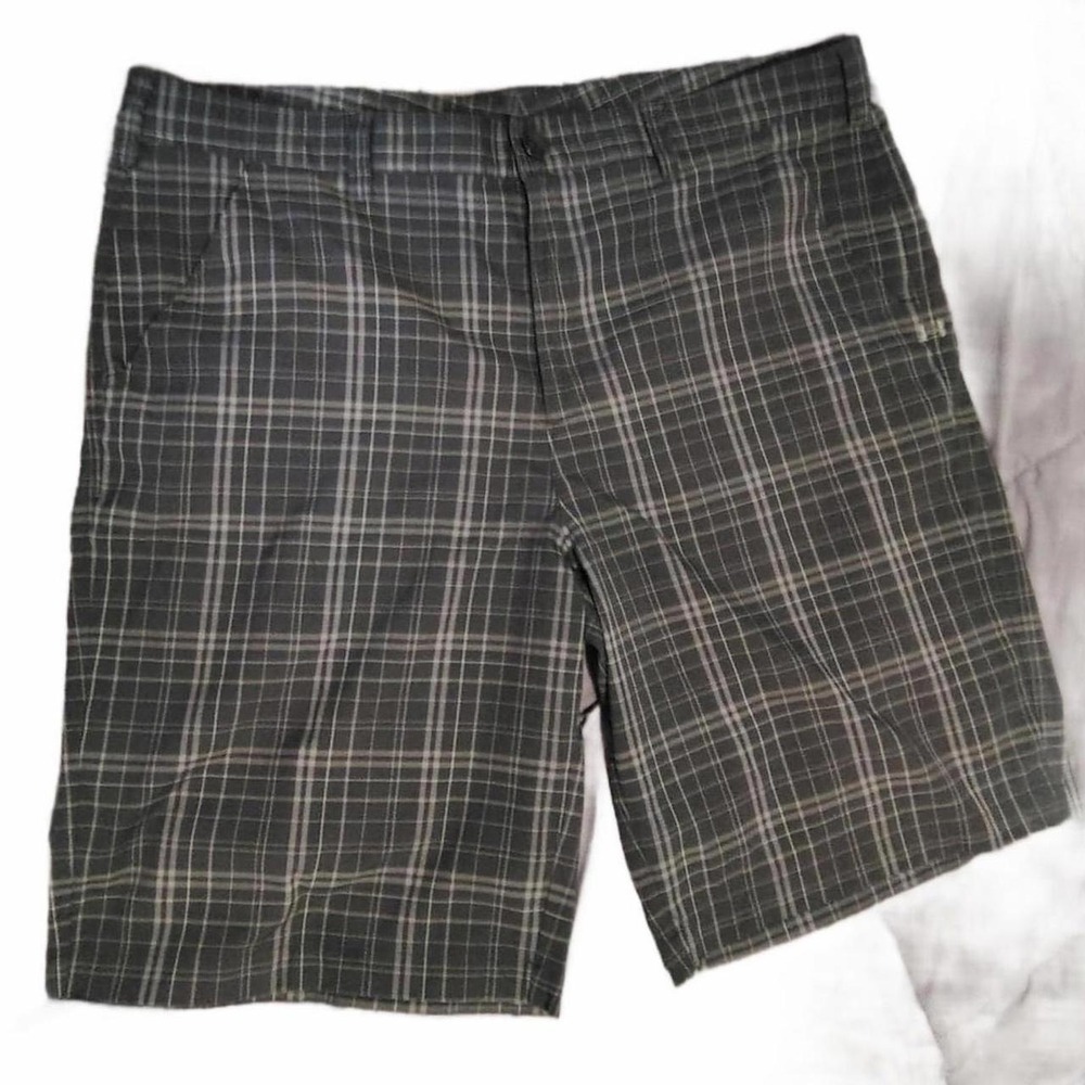 Under Armour Mens Gray Plaid Golf Shorts‎ Size 40 Casual Preppy